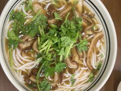 -小马牛肉面·牛骨熬制(南京博物院店)