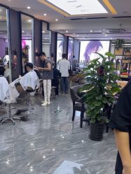 -藤野造型烫染·漂发