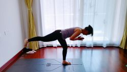 -Yvon yoga 瑜伽·精准体态管理中心