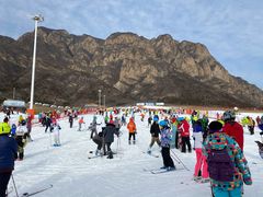 -石京龙滑雪场-停车场