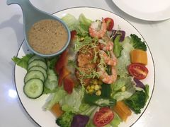 -丽莎沙拉轻食餐厅(国贸店)