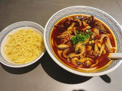 -粉吖吖·邵阳米粉(体育西路店)