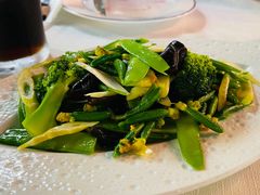 橄榄油炒时蔬-俄士厨房(五棵松华熙LIVE店)