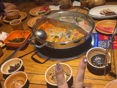 -快活林酸汤鱼鲜品火锅店(甲秀楼店)