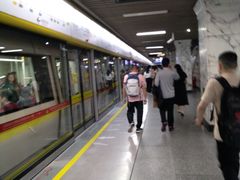 -烈士陵园(地铁站)