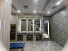 -滨力健身俱乐部