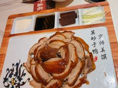 -杉杉奥特莱斯广场(哈尔滨店)