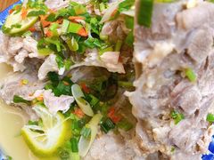 夜市网红火山排骨-曼谷食堂·泰国家庭料理(丹桂路店)