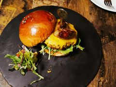 -HIGH FIVE哈福手工汉堡(桂林路店)