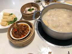 -煲王粤菜餐厅(中侨中心店)