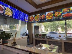 -金沙滩海鲜餐厅·海肠捞饭·手工水饺·无预制菜(梅江龙水园店)