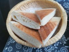 三角饼-八两八金·莱芜特色炒鸡(市南漳浦路店)