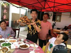 -小陆莲花蟹园农家乐(莲花岛店)