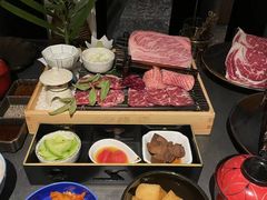 -铭牛烧肉·和牛海鲜自助(高新月牙湖店)