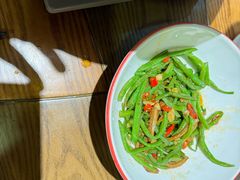 -黄泥岗·地道湖北菜(奥特莱斯店)