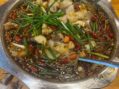 -乡土特色.冷锅鱼.牦牛肉汤锅