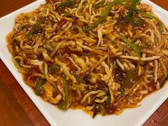 -老街坊美食汇(玉兰大街店)