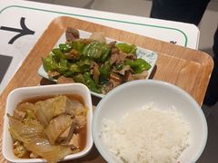 -老乡鸡(上海白玉兰广场店)