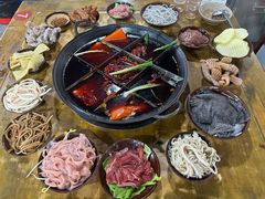 -正南齊北重庆老火锅(光华村直营店)