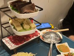 -邹开喜·小海鲜醉鸡煲·潮汕鲜切牛肉店(襄阳北路店)