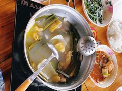 -万兴启丰椰子文化园餐厅
