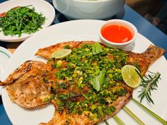 -一坐一忘云南菜(嘉里中心店)
