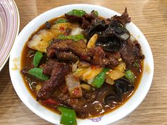 -歹歹的加个面过油肉拌面
