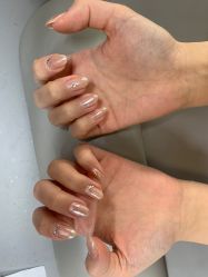 -小黑瓶美甲美睫