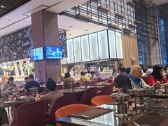 -飨食汇全日制餐厅·昆山皇冠假日酒店(九方店)