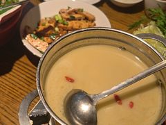 -爱碗亭·鲜炒湖南菜(壹城中心店)