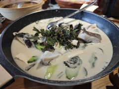 -头上红煨盐鸡·非遗院子餐厅