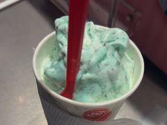 -DQ·蛋糕·冰淇淋(浦江欢乐颂店)