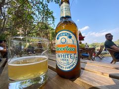 老挝白啤-乌托邦酒吧和餐厅