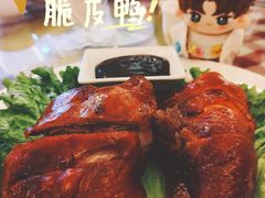港式脆皮熏鸭-邓丽君音乐主题餐厅