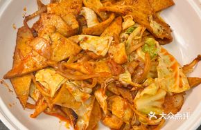 Spicy Stir-fried Rice Intestine and Fish Cake