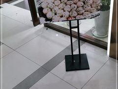 -白玉兰食品(中山公园龙之梦店)