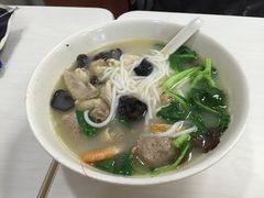 老杭州三鲜米线-咬不得高祖生煎·简餐(高银街店)