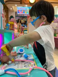 -纽西卡汽车小镇(大悦城店)
