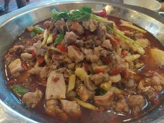 -兔行天下-鸿鹤鲜锅兔(中海国际店)