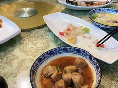 -鸿一饭店(隐秀路店)