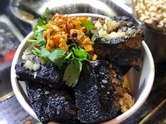 -黑色经典臭豆腐·湖南特产(坡子街特产局店)