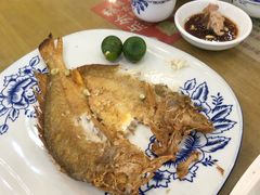 煎黄花鱼-东就鸭饭店·古早海南菜(滨海店)