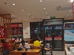 -南城香·饭香串香馄饨香(青年路店)