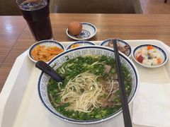 -陇兴楼(西安咸阳国际机场店)