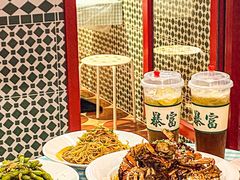 -捌贰虾蟹·江湖菜馆(江汉路店)