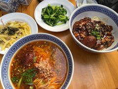 -沪西老弄堂面馆(定西路店)