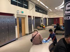 -冰纷万象滑冰场(二七万象城店)