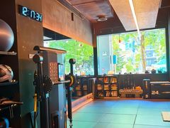 -TOP健身私教工作室(侨香店)