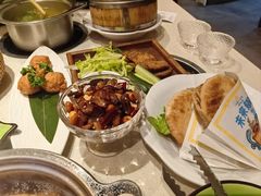 -一叶一世界·素食餐厅(锦华万达店)