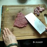 妈咪女神的香菇肉饼汤[爱心][调皮]